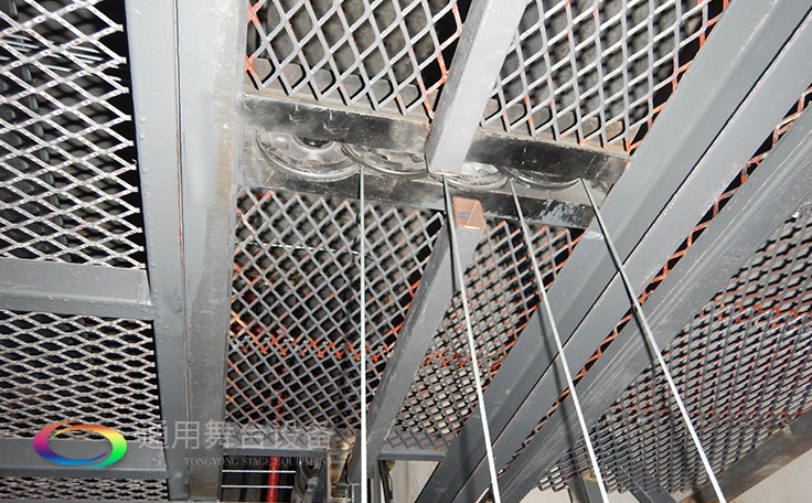 詳談舞臺吊桿(包括手動單(復(fù))式、電動吊桿機、數(shù)字舞臺吊桿控制系統(tǒng))的安全使用及維護