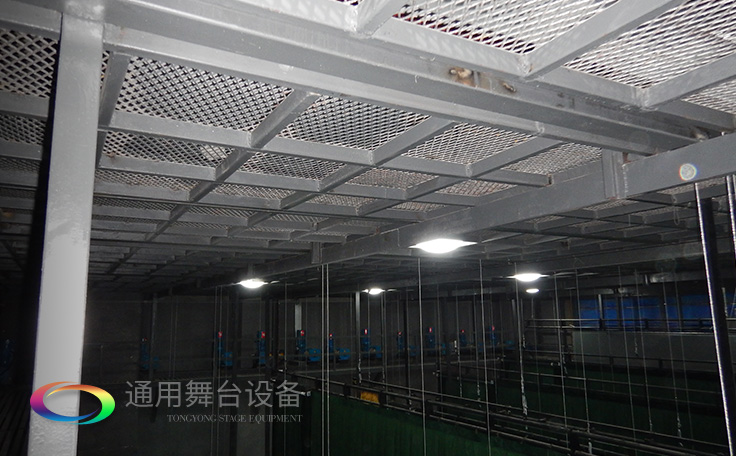 舞臺吊桿卷揚機、控制系統運作原理、組成及注意事項