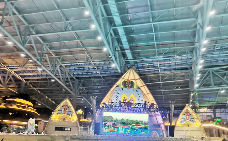 通用舞臺承建廣州某水世界項目，涉及舞臺燈光、音響及舞臺吊桿系統(tǒng)全面竣工，打造沉浸式演藝新標桿